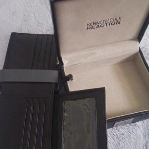 Man's Kenneth Cole Reaction black wallet